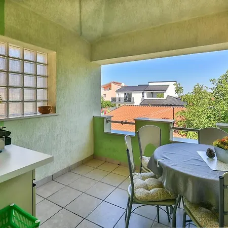 Apartment Oscar